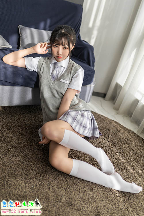 [面饼仙儿] NO.069 白丝制服少女【40P/537M】