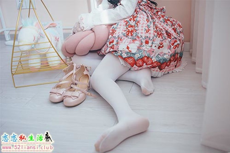 [木花琳琳是勇者] 019-ロリコレ！ Lolibrary Vol.6-草莓兔（带视频）【25P+3V/378M】