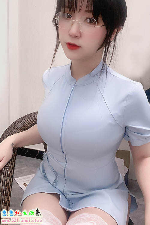 [美图精选]216-奇行家狗崽(棕桠阿狗崽)-七三蓝护士【16P/82M】