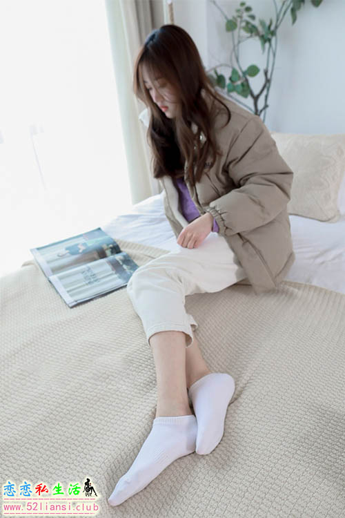 [IMZSOCK爱美足] 2021年-第41期 雯雯(带视频)【81P+1V/1.09G】