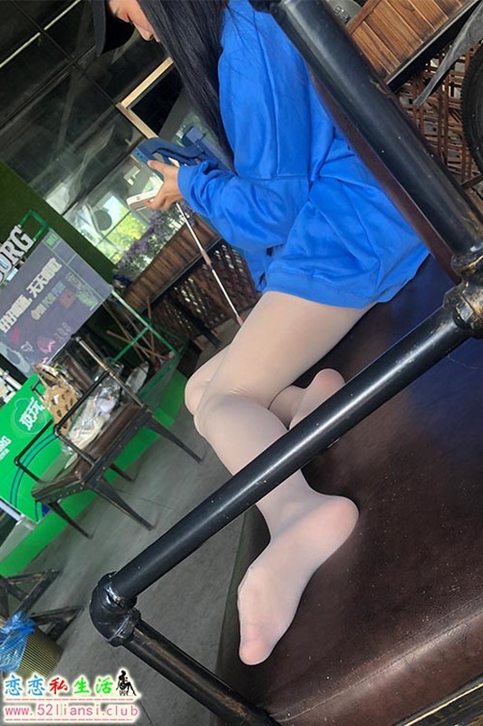 [最爱帆布鞋]039-学妹丝袜美腿写真（带视频）【427P+1V/1.74G】