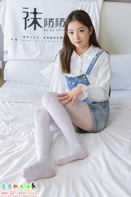 [袜啵啵] 261期 小沫-板鞋、厚白丝(带视频)【143P+1V/5.69G】
