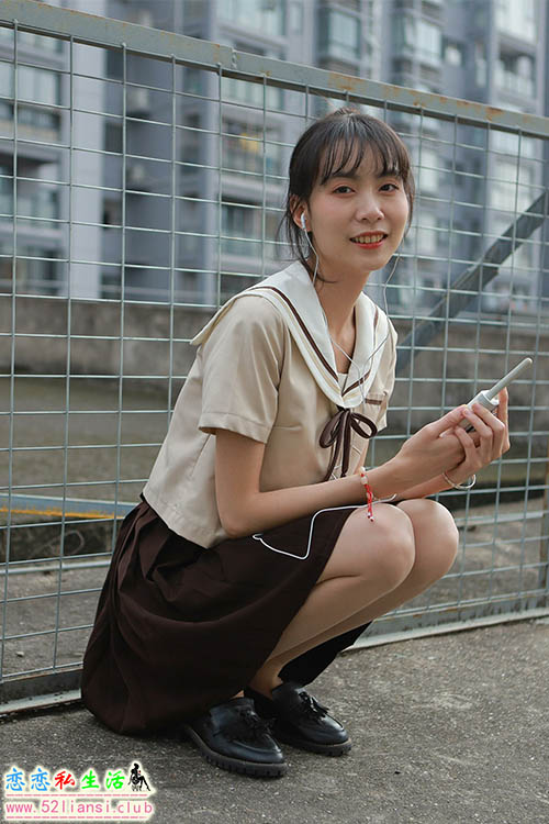 [IESS异思趣向] 丝享家 999：团团《网易云长腿少女》【89P/100M】