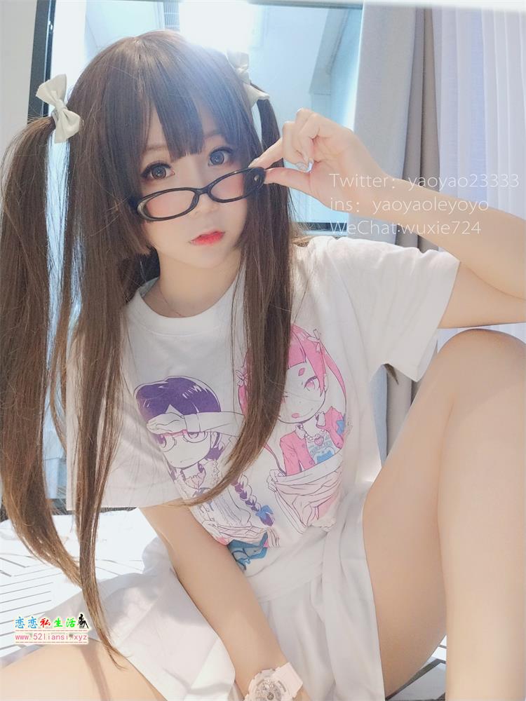 [软妹摇摇乐] NO.001 浴巾篇【48P/364M】