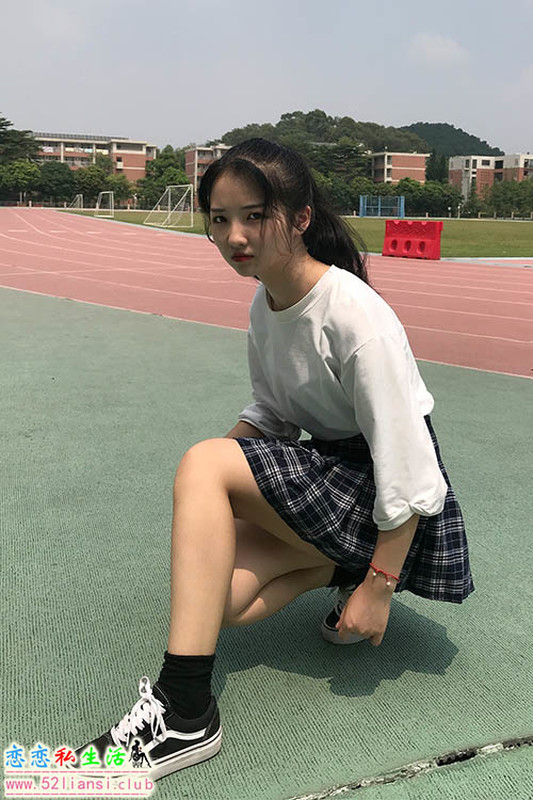 [最爱帆布鞋]025-学妹丝袜美腿写真（带视频）【199P+3V/469M】