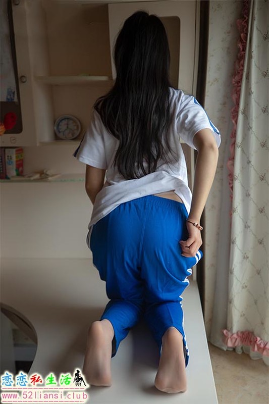 [MSLASS梦丝女神] NO.141 班花灵唯《校服纯白诱》【59P/492M】