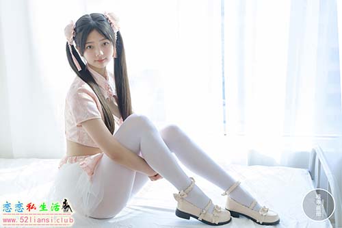 [稚乖画册] -25 晴空 赤西夜夜 白丝(带视频)【84P+1V/1.29G】