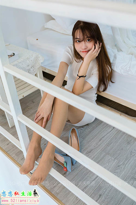 [IESS异思趣向] 丝享家 801：婉苹《自愈系白色玫瑰》【88P/73M】