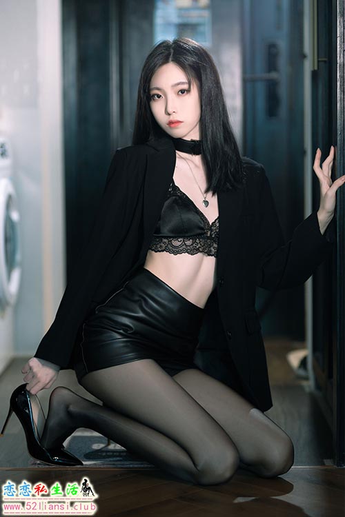 [美图精选]485-许岚LAN-黑丝西装【40P/120M】