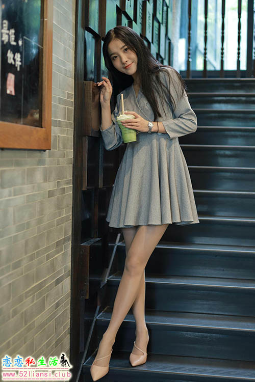 [IESS异思趣向] 丝享家 973：婉苹《美女配咖啡》【86P/115M】