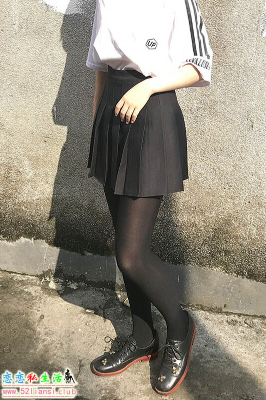 [最爱帆布鞋]044-学妹丝袜美腿写真（带视频）【272P+5V/772M】
