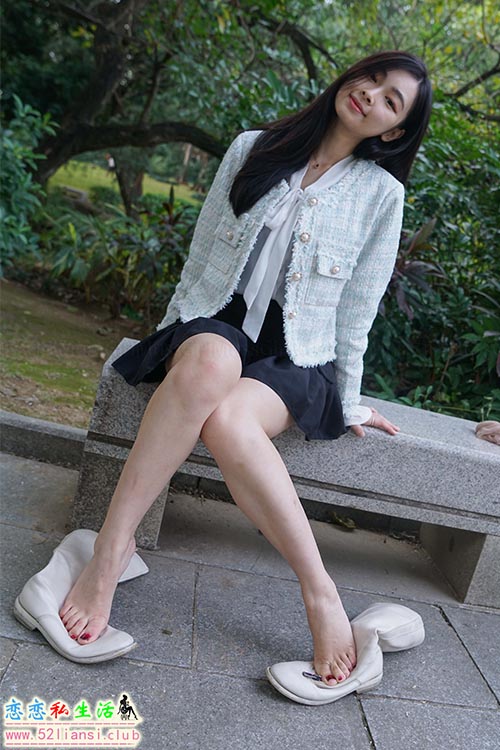 [MussGirl慕丝女郎] NO.321 舞蹈系系花三公主重出江湖公园谈笑风声【158P/338M】