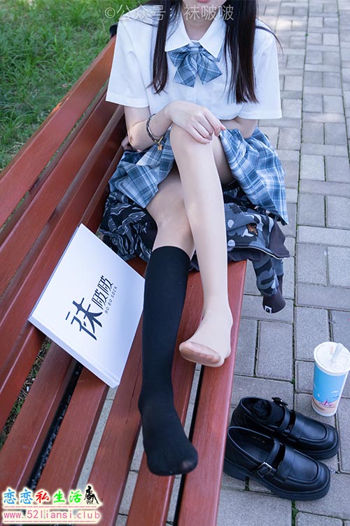 [袜啵啵] 007期 稚予-JK制服、皮鞋、黑色中筒棉袜、肉丝(带视频)【142P+1V/3.47G】