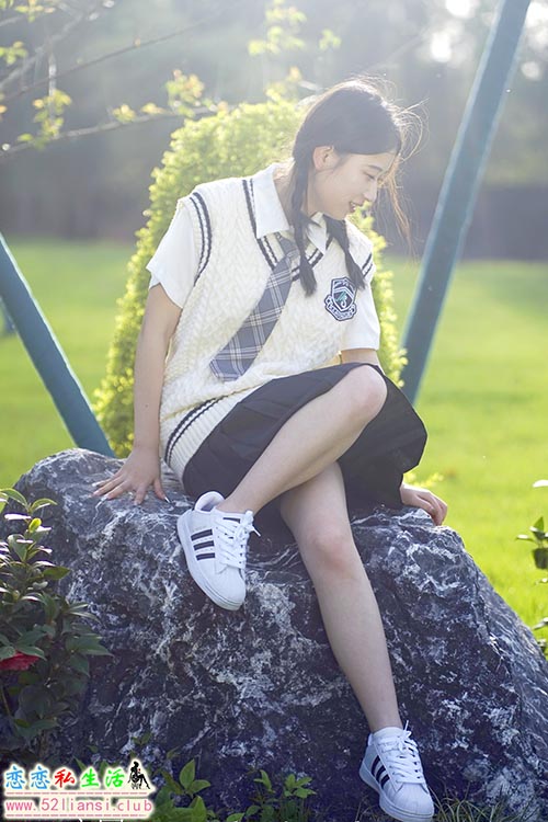 [初夏女神]029期 念念~春秋JK套搭配三叶草贝壳头鞋(带视频)【115P+1V/4.92G】