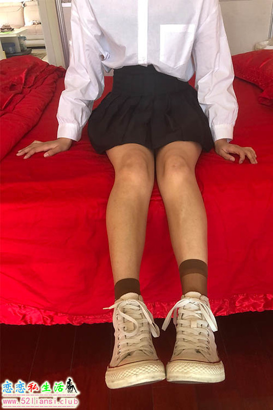 [最爱帆布鞋]063-学妹丝袜美腿写真【1052P/2.77G】