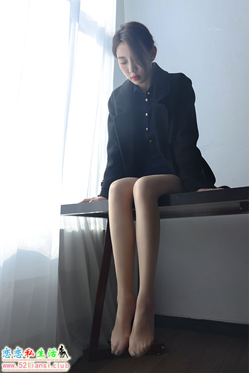 [SHENSHI绅士] – SS072 佳佳【46P/555M】