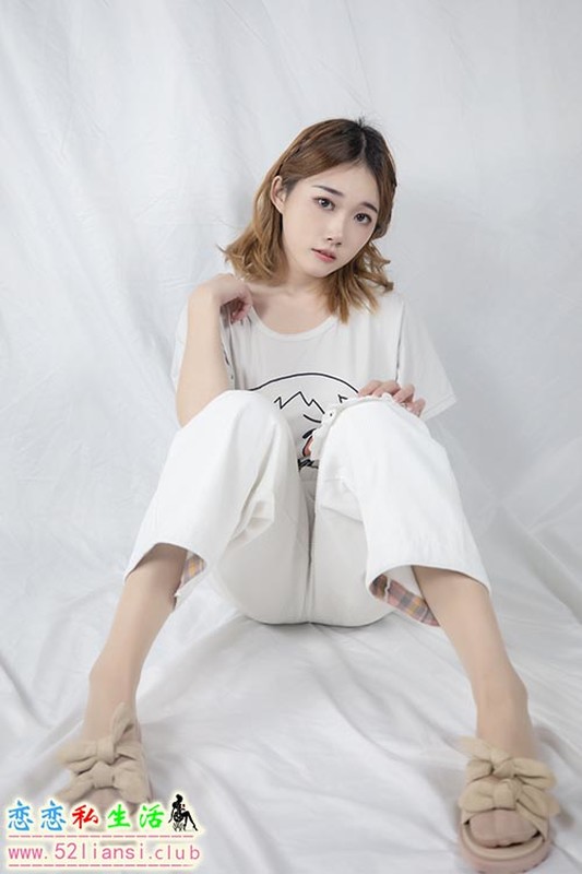 [MSLASS梦丝女神] NO.140 小茶《内在纯》【54P/324M】