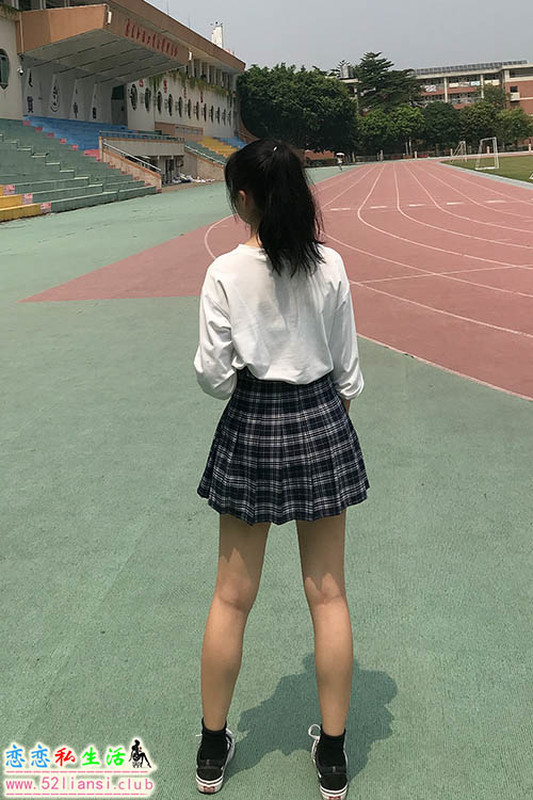 [最爱帆布鞋]025-学妹丝袜美腿写真（带视频）【199P+3V/469M】