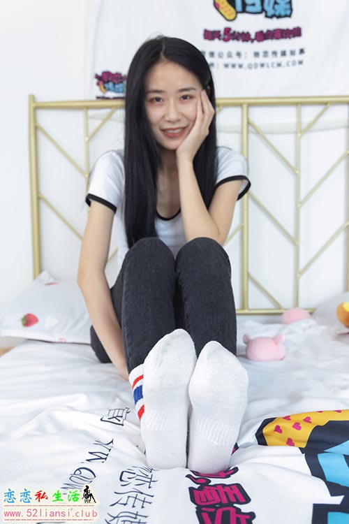 [物恋传媒] No.1304 菜菜-爱要坦荡荡(带视频)【152P+1V/2.47G】