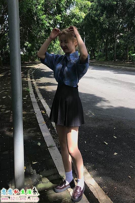 [最爱帆布鞋]012-学妹丝袜美腿写真【125P/285M】