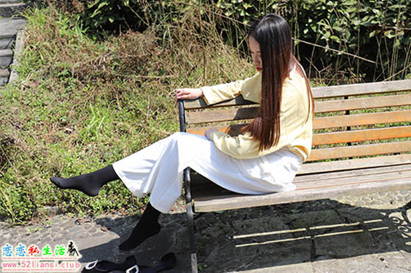 大西瓜爱牙膏-2020年12月份-04户外厚黑丝(带视频)【154P+1V/1.28G】 大西瓜爱牙膏-2020年12月份-04户外厚黑丝(带视频)【154P+1V/1.28G】