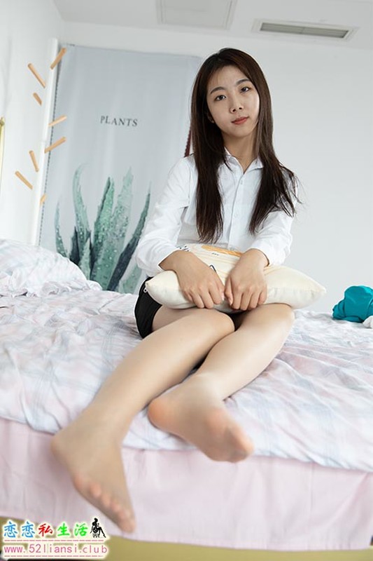 [物恋传媒] No.624 心心-风里的温柔（带视频）【131P+1V/3.16G】