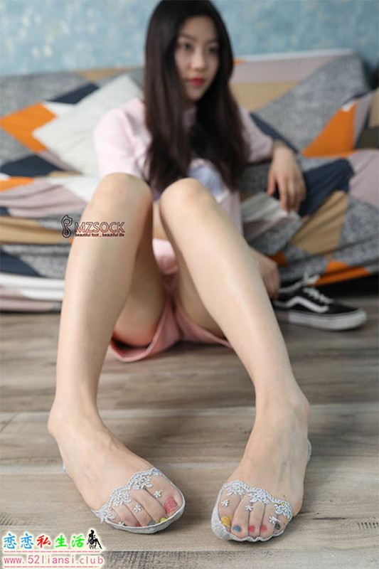 [MZSOCK]爱美足 2019年第19期 白熙【126P/454M】
