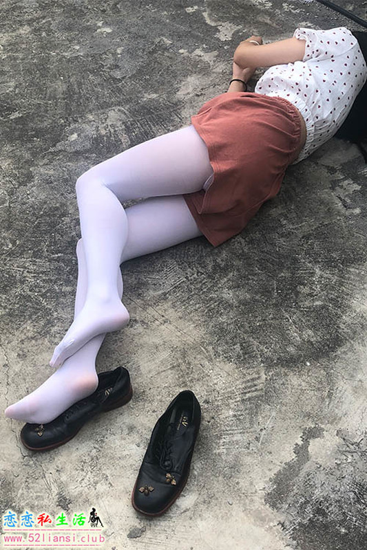 [最爱帆布鞋]049-学妹丝袜美腿写真【271P/1.18G】