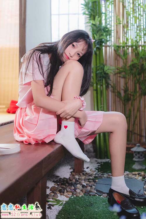 [美图精选]1067-西瓜少女(西呱呀呀呀)-少女秘密【34P/99M】