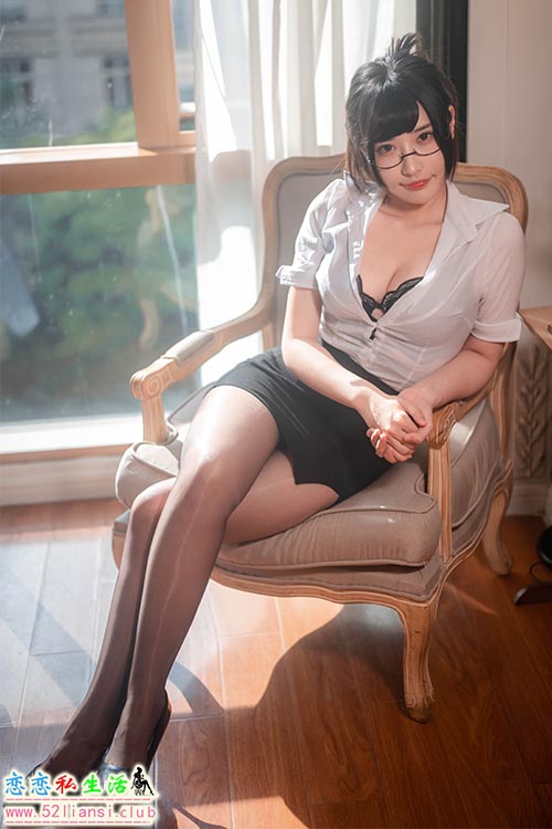 [美图精选]1075-糖果果Candy-室内ol【102P/177M】