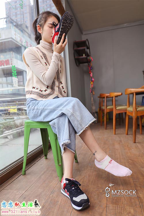 [IMZSOCK爱美足] 2020年-第33期 雨沫脚踩薯片桶装原味【124P/1.2G】