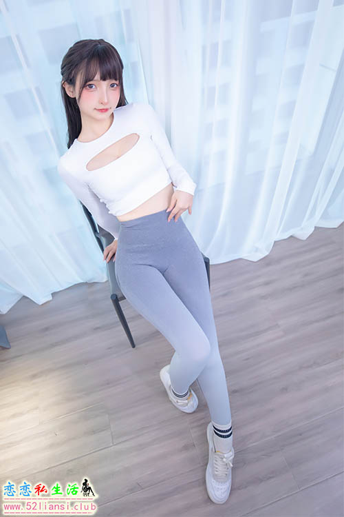 [神楽板真冬] VOL.073《瑜伽少女》【75P/207M】