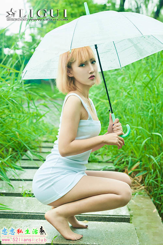 [Ligui丽柜] 2021.07.12《雨中漫步》小爽【51P/65M】