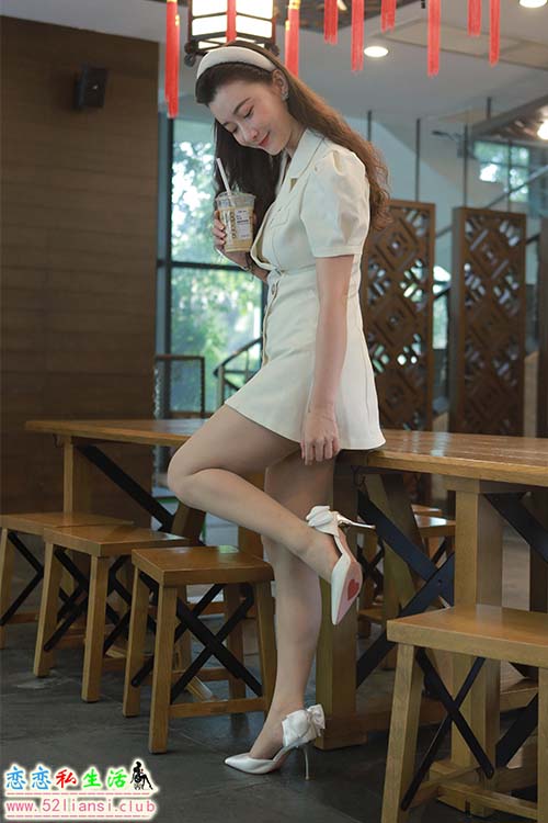 [IESS异思趣向] 丝享家 1486：秋秋《都市甜心》[81P／80MB]