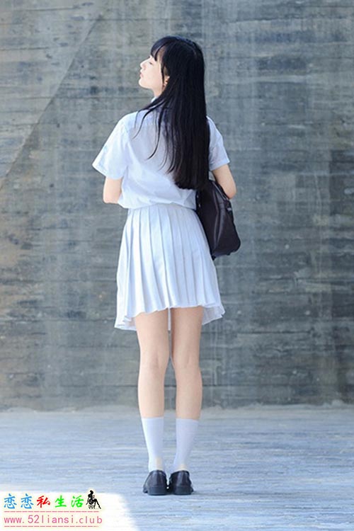 [木绵绵OwO] 34- 白裙JK【35P/46M】