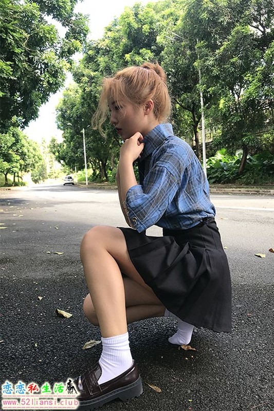 [最爱帆布鞋]012-学妹丝袜美腿写真【125P/285M】