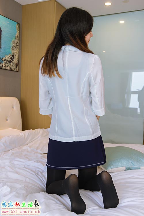 [袜啵啵] 150期 小甜豆-高跟鞋、厚黑丝(带视频)【140P+1V/6.7G】