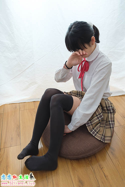 [喵写真] PR15 005(带视频)【80P+1V/971M】