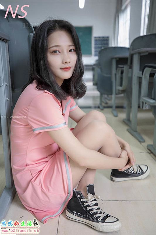 纳丝摄影-NO.237 小蝴蝶1 纯纯的丝袜帆布鞋【52P/334M】 纳丝摄影-NO.237 小蝴蝶1 纯纯的丝袜帆布鞋【52P/334M】
