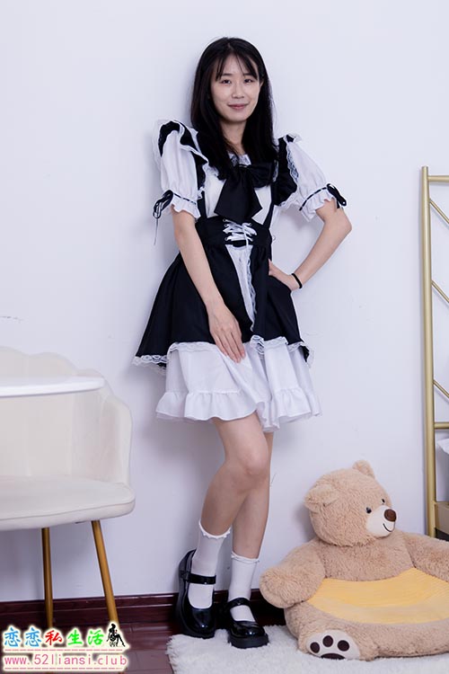 [物恋传媒] No.1674 菜菜-春夏秋冬(带视频)【220P+1V/4.77G】