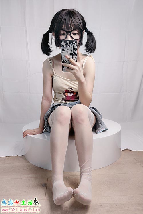 [美图精选]526-神沢永莉-绫蛋糕裙吊带袜汐【22P/60M】