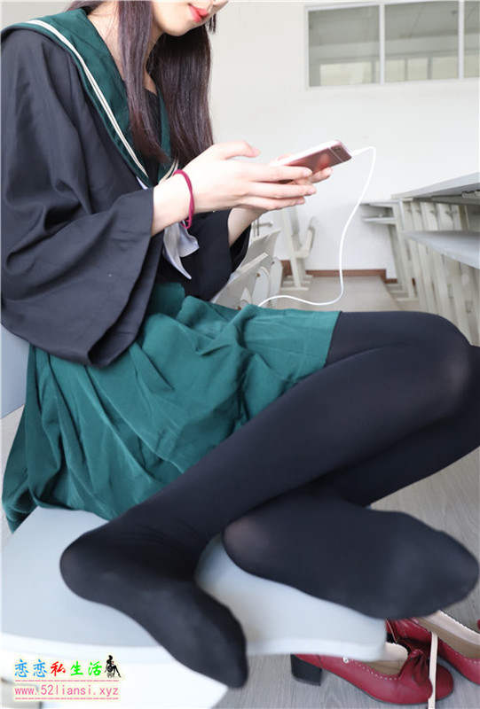 大西瓜爱牙膏-2019 07X活动模特1 JK短裙黑丝【166P/849M】 大西瓜爱牙膏-2019 07X活动模特1 JK短裙黑丝【166P/849M】