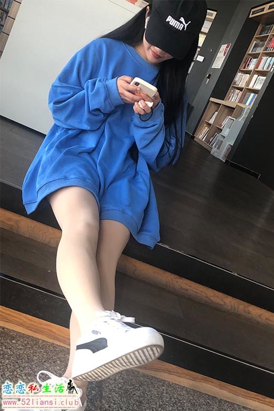 [最爱帆布鞋]047-学妹丝袜美腿写真【223P/850M】
