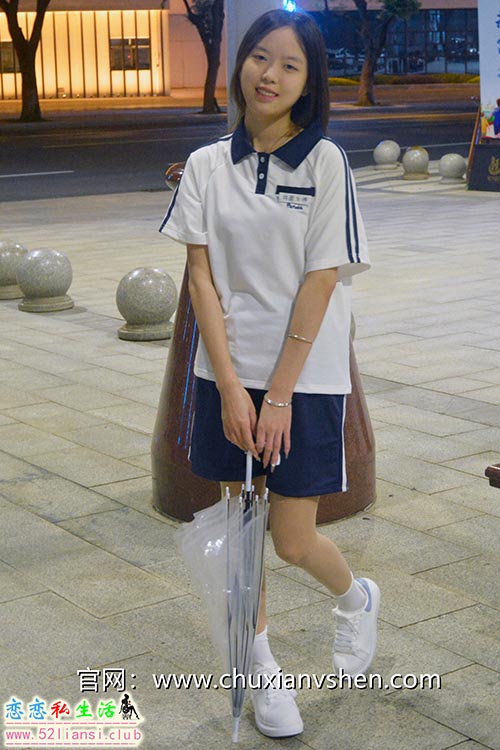 [初夏女神]076期 情情~【开学前夕】最后一次温馨高中校服了(带视频)【116P+1V/5.41G】