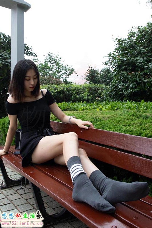 [物恋传媒] No.030 剑眉星目,烈焰红唇,御姐范美女与可爱棉袜的反差萌（带视频）【189P+1V/1.92G】