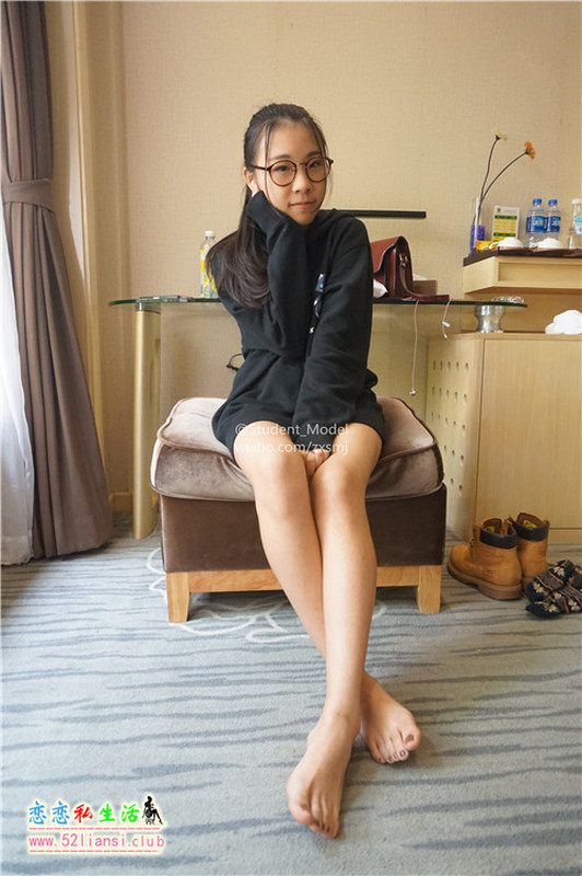 [Student_Model] 编号43-超嫩的小Q【68P/195M】