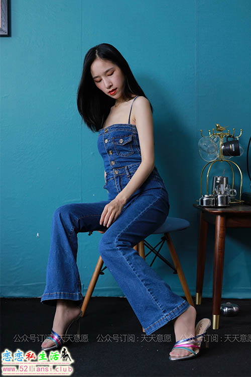 [IESS异思趣向] 丝享家 879：美子《美背加库里丝》【99P/100M】