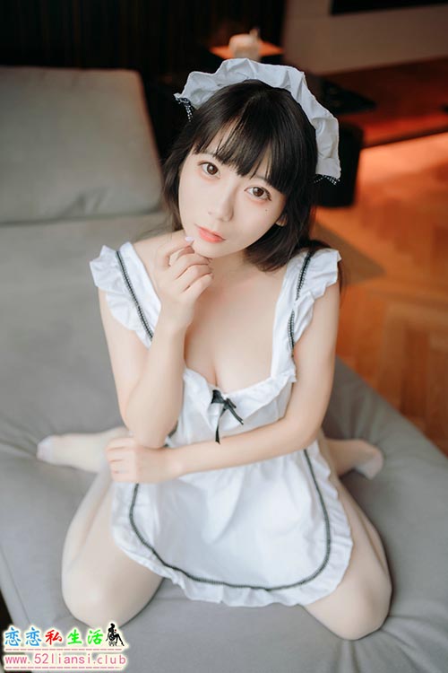 [美图精选]132-usejan(蓝蓝)-小厨娘【46P/134M】