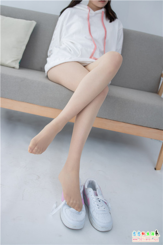 森萝财团-JKFUN-048 百圆团定制2-1 运动鞋13D肉丝 Aika(带视频)【27P+1V/1.23G】 森萝财团-JKFUN-048 百圆团定制2-1 运动鞋13D肉丝 Aika(带视频)【27P+1V/1.23G】