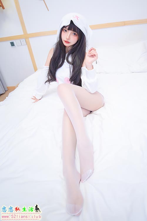 [神楽板真冬] VOL.120《白猫咪》【20P/79M】